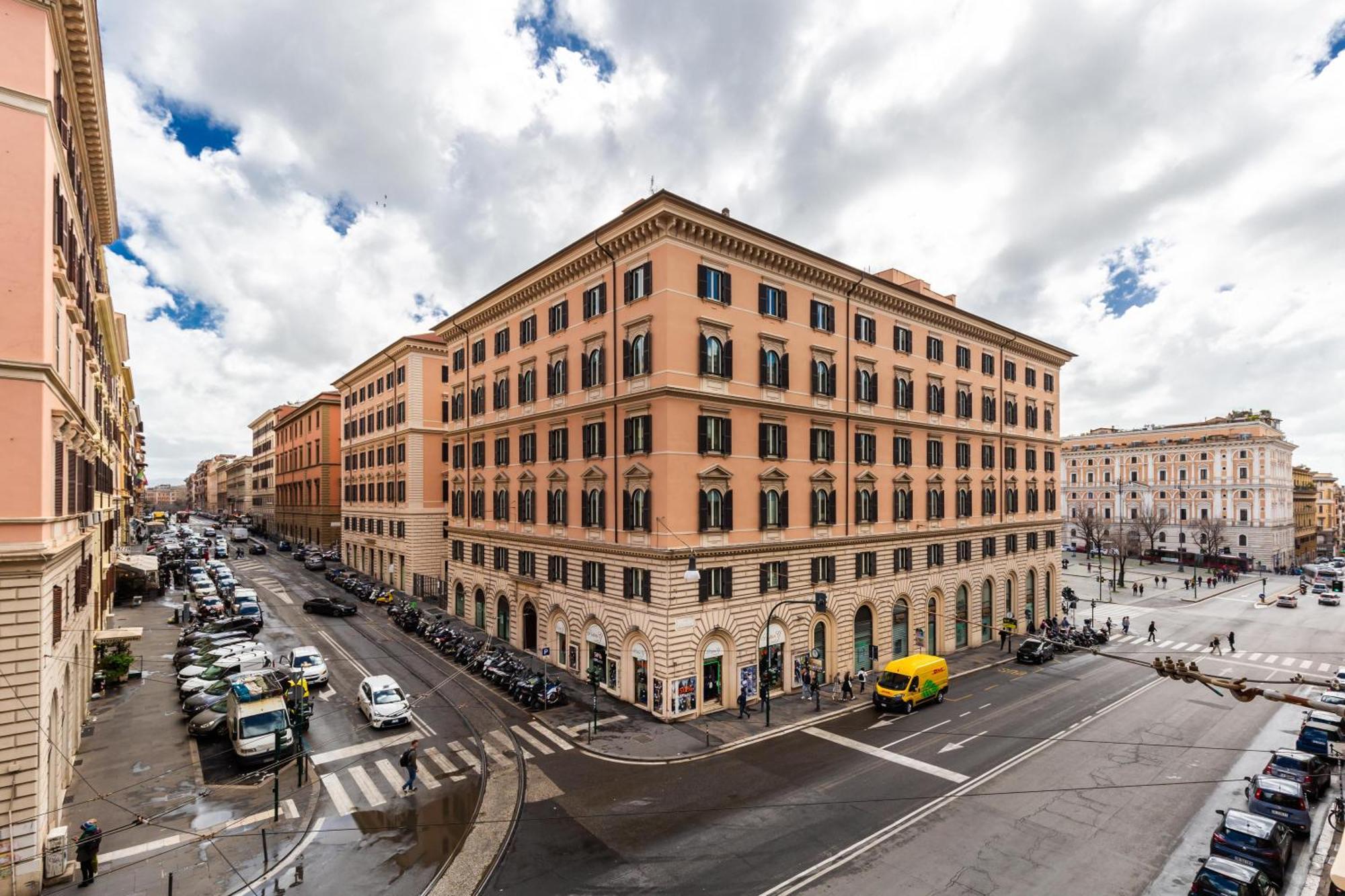 Cavour Lr Collection — Foto’s 3